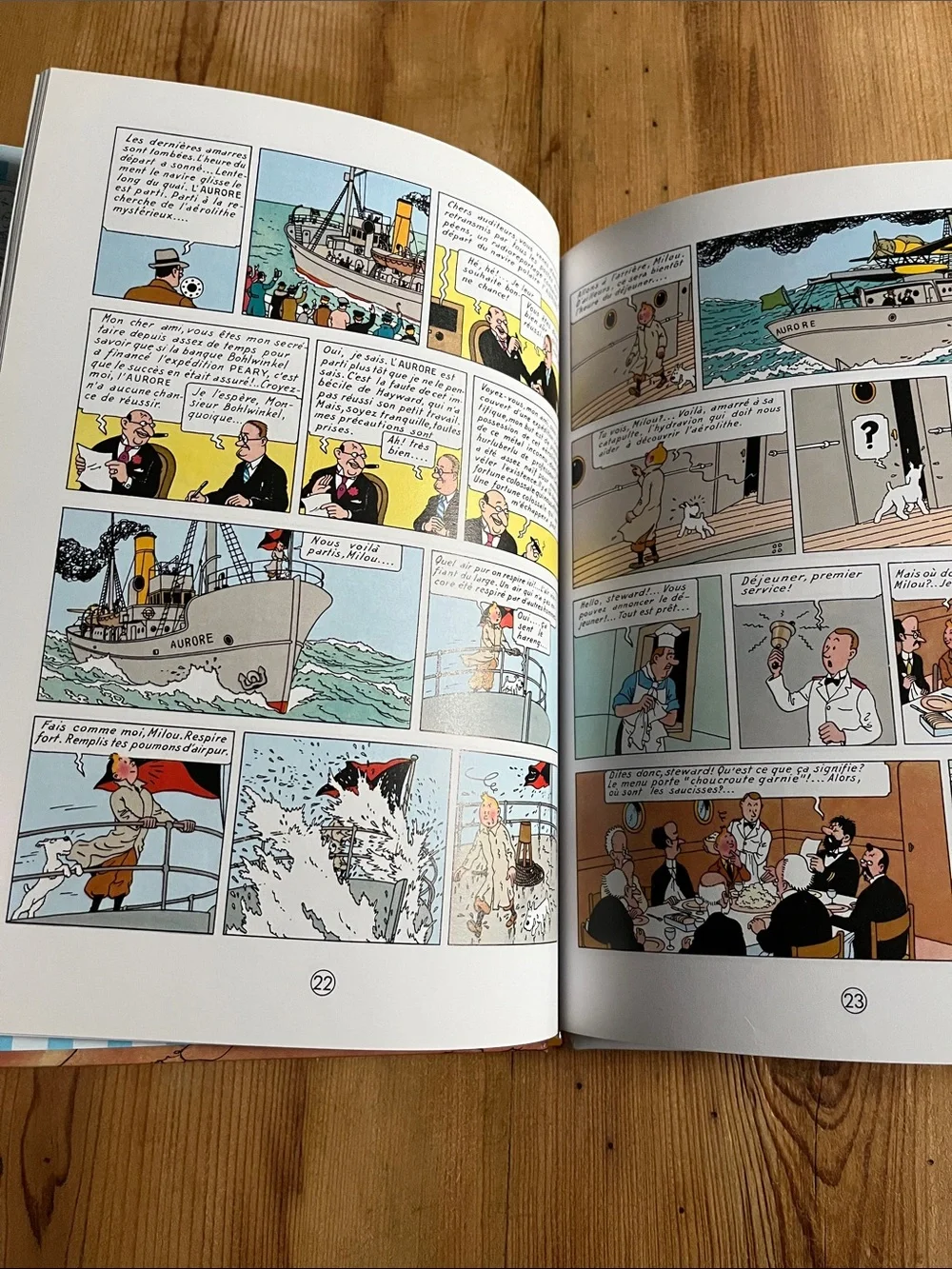 <French Language> Mini HC Book 